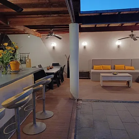 D'architecte Avec Piscine Chauffée, 4 Chambres, à 30 Mn Gruissan Villa *